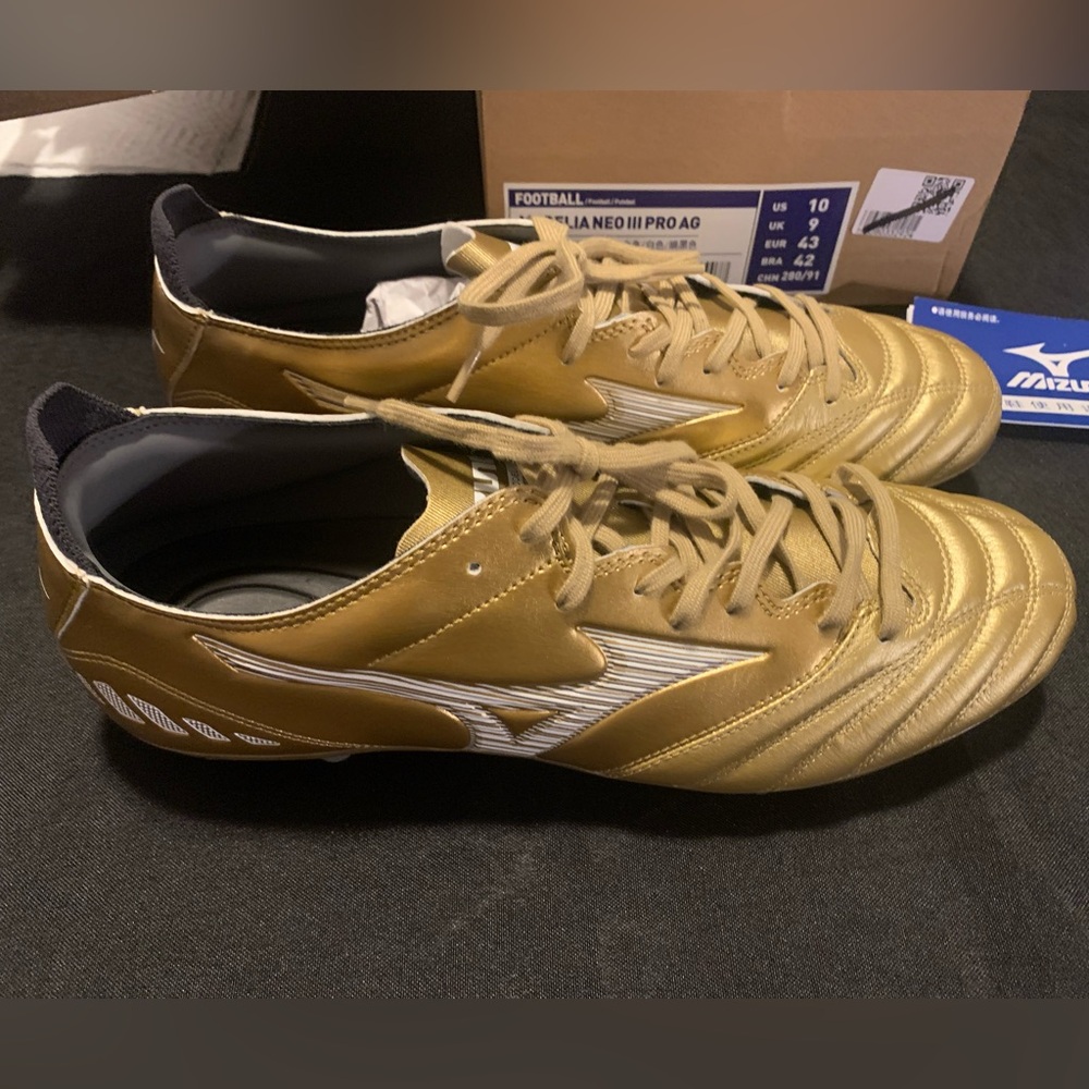 Mizuno Morelia Neo 3 Pro AG 'Gold' Size 10